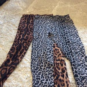 2 Animal Print Leggings